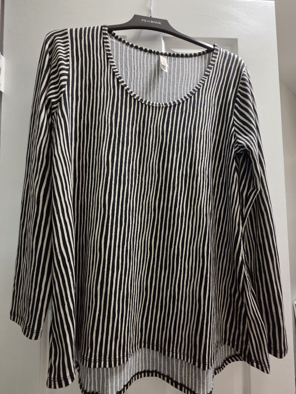 LuLaRoe Women's Black and White Striped Long Sleeve Scoop Neck Top